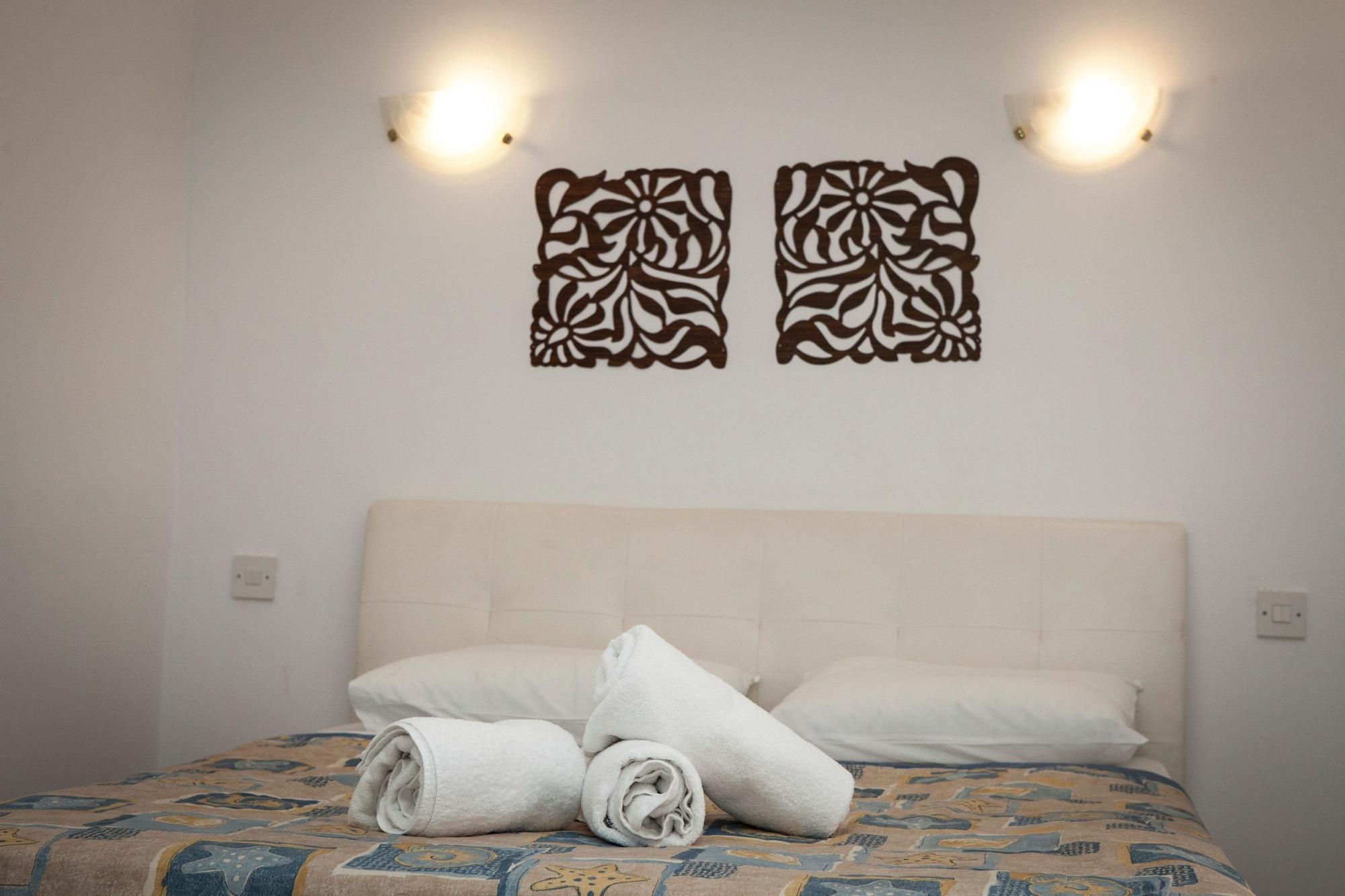 Alecos Hotel Apartments Paphos Kültér fotó