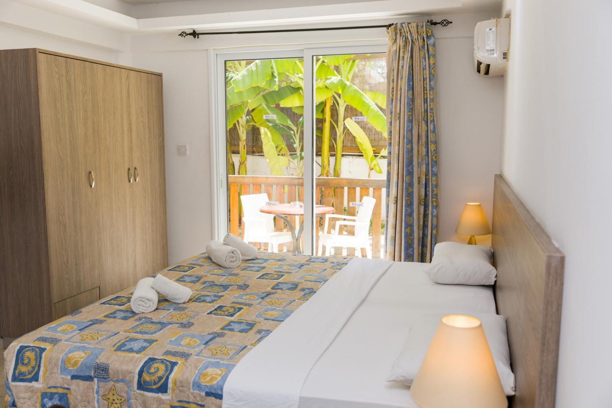 Alecos Hotel Apartments Paphos Kültér fotó