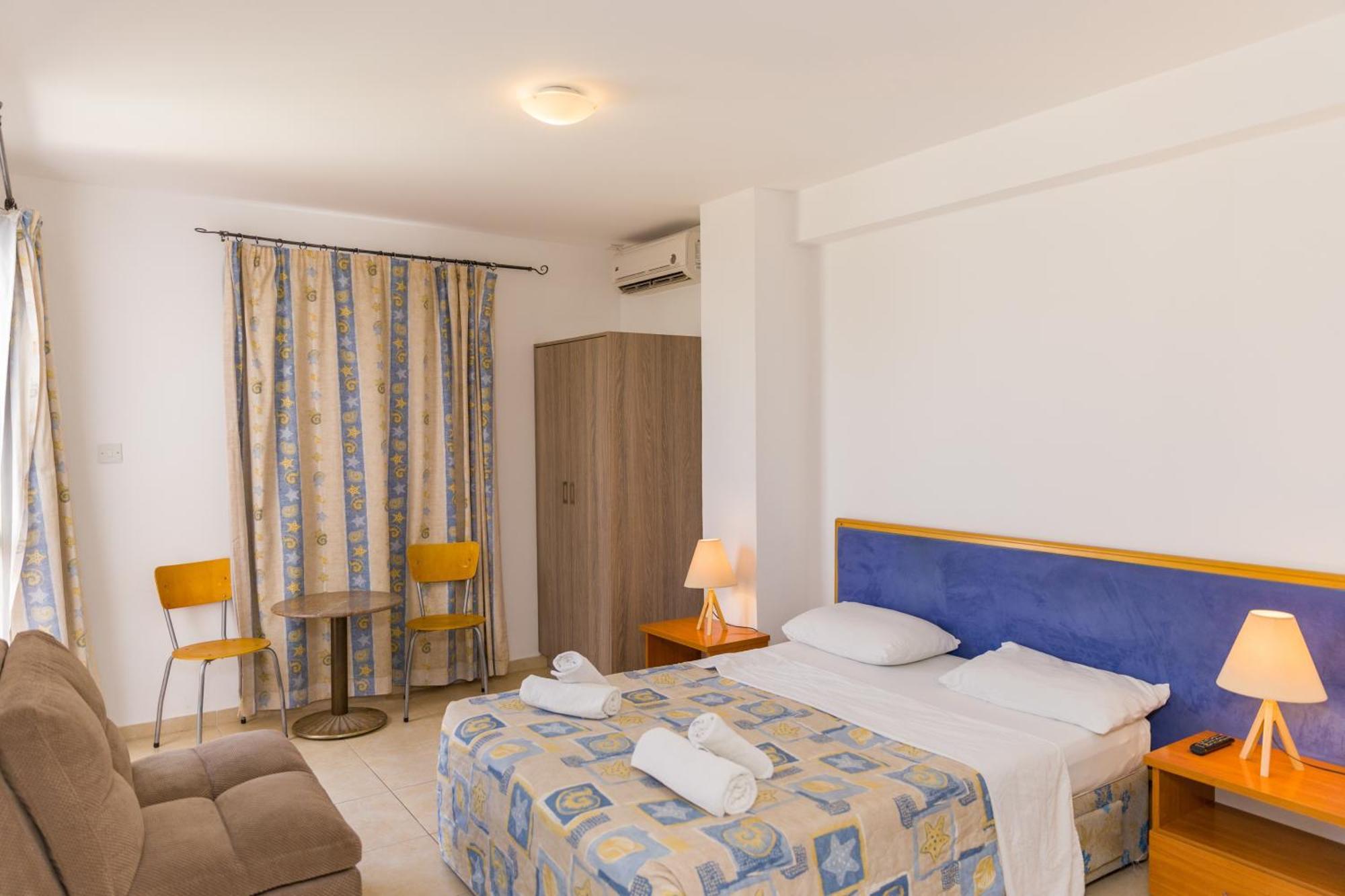 Alecos Hotel Apartments Paphos Kültér fotó