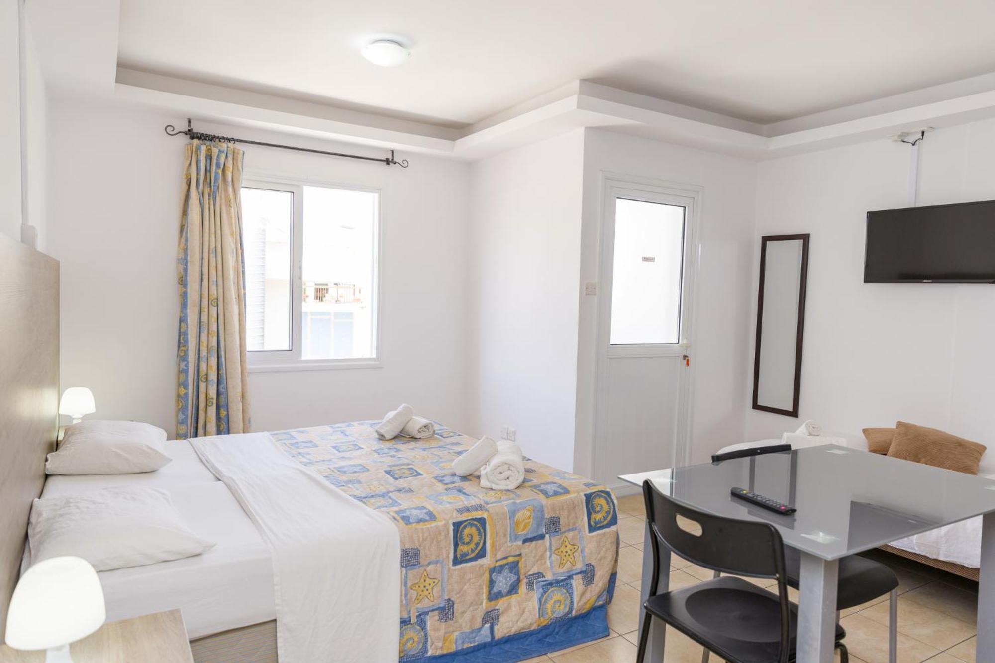 Alecos Hotel Apartments Paphos Kültér fotó