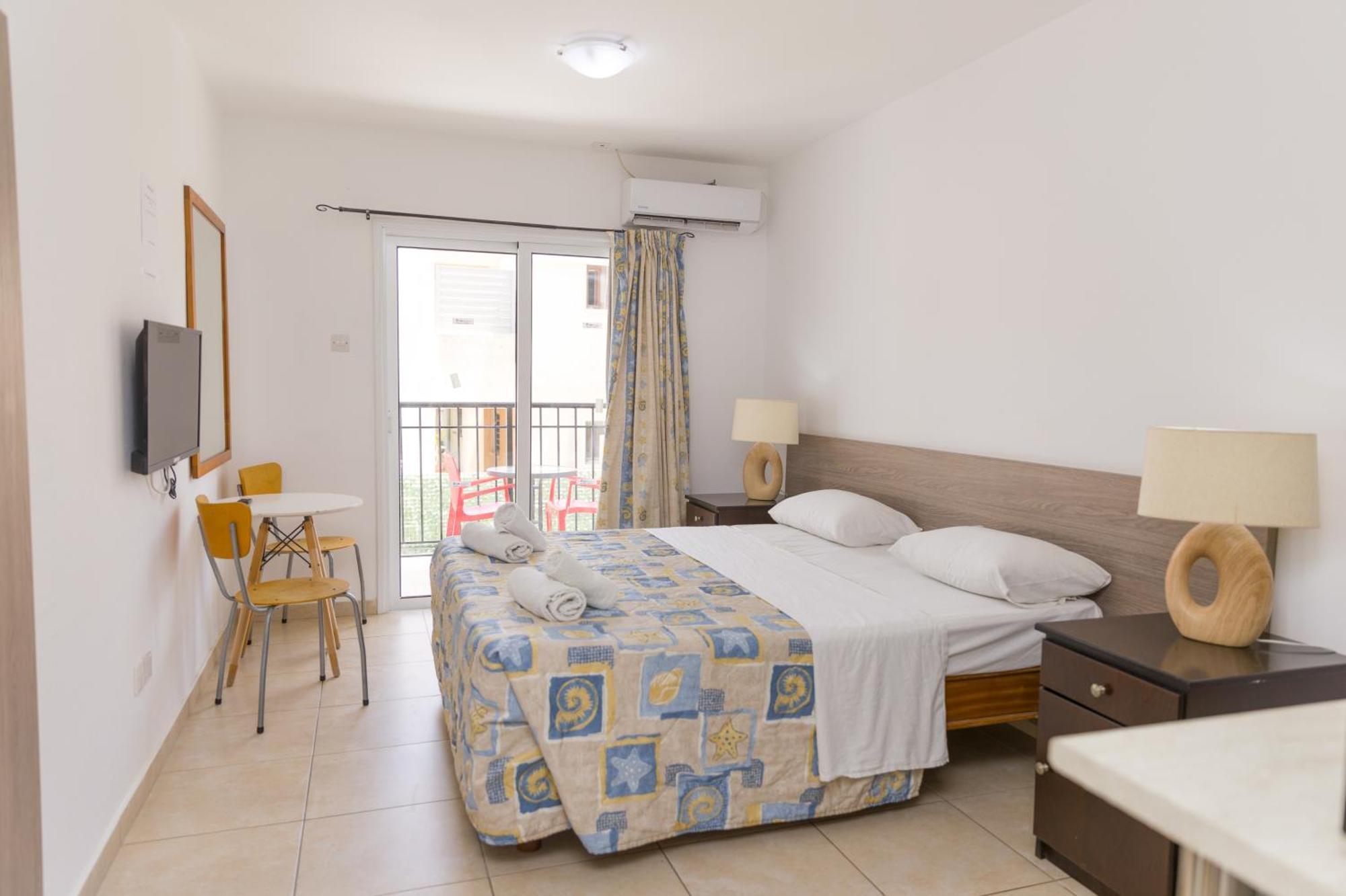 Alecos Hotel Apartments Paphos Kültér fotó