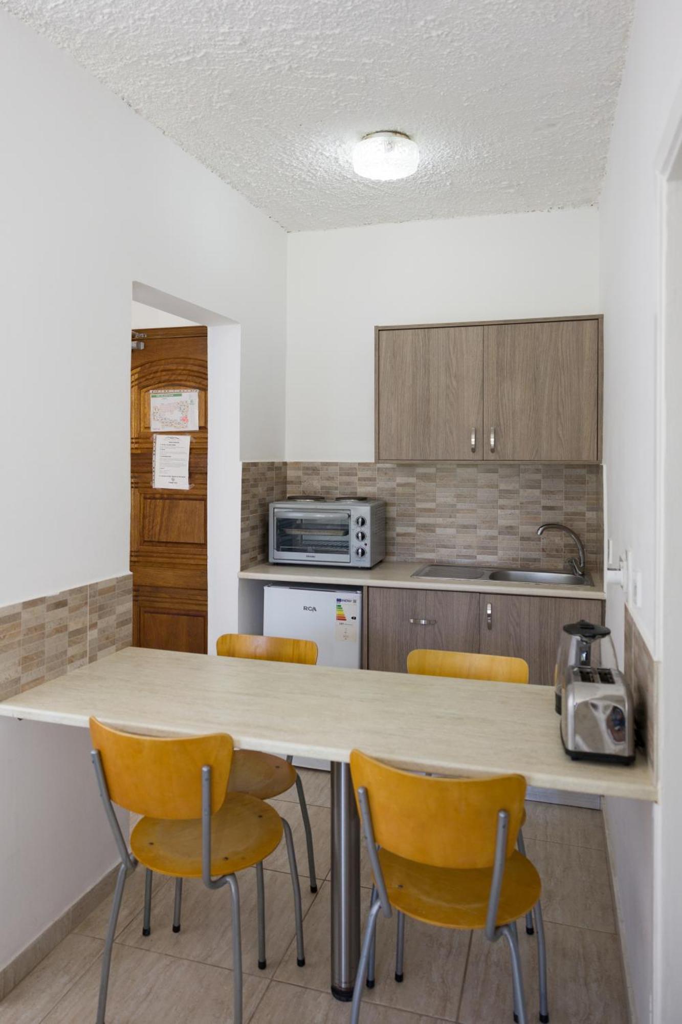 Alecos Hotel Apartments Paphos Kültér fotó
